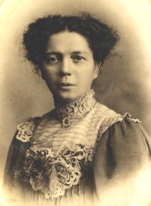 Jack sister - My Great Great Grandmother Emma Davis.